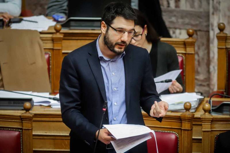 Και επισήμως υποψήφιος δήμαρχος Αθηναίων ο υφυπουργός Εργασίας Νάσος Ηλιόπουλος
