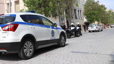Ηράκλειο: Σύλληψη 28χρονου που είχε στο σπίτι του 2.460 κροτίδες – Συνεχείς έλεγχοι ενόψει του Πάσχα
