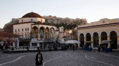 Σε σκληρό lockdown από σήμερα η Αττική - Τι αλλάζει, τι κλείνει, τι ισχύει για μετακινήσεις (Βίντεο)