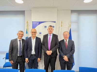 Συμφωνία Δήμου Καλαμάτας με Τράπεζα Επενδύσεων για κλιματική ουδετερότητα