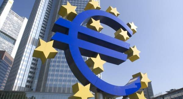 Η Ευρωπαϊκή Κεντρική Τράπεζα πρέπει να συνεχίσει να αυξάνει τα επιτόκια για να καταπολεμήσει τον πληθωρισμό