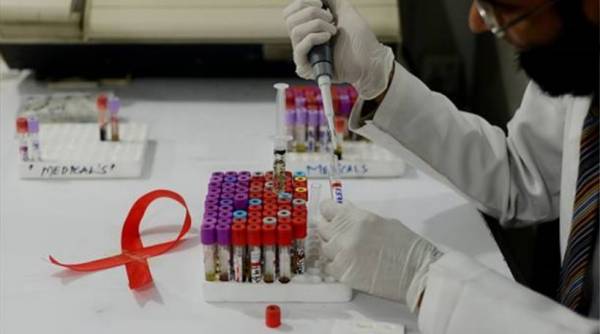 Νέα θεραπεία αντισωμάτων καθυστερεί την επανεμφάνιση του ιού HIV