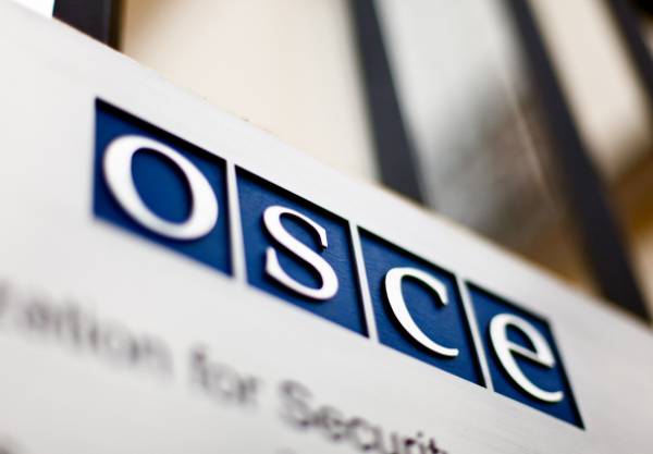 Το νόμο για την επαναλειτουργία της ΕΡΤ χαιρετίζει ο ΟΑΣΕ
