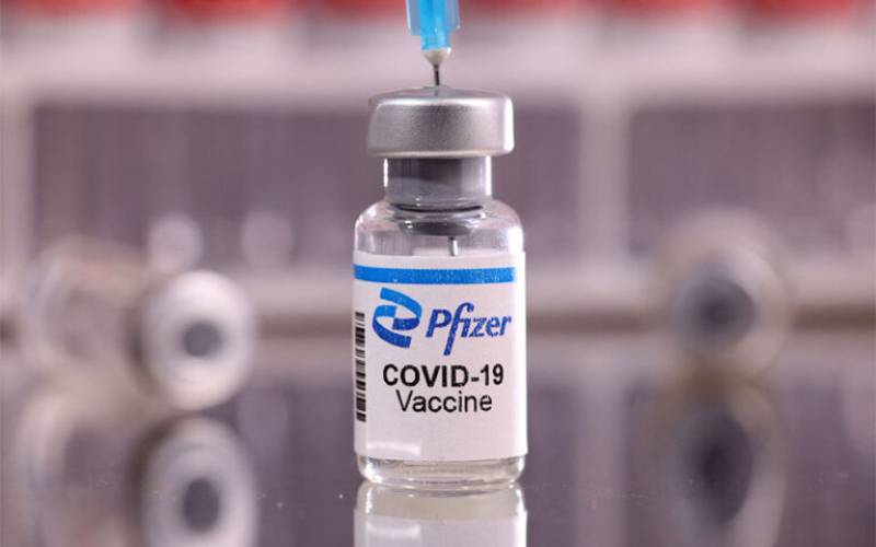 Εμβόλιο Pfizer: Ο ΕΜΑ ξεκίνησε αξιολόγηση νέας «ειδικής» έκδοσης κατά της μετάλλαξης Όμικρον