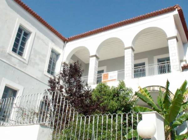 &quot;Παραμυθοτράγουδα – τραγουδοϊστορίες&quot; στο Δημοτικό Ωδείο Καλαμάτας