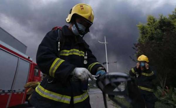 Κίνα: Δέκα νεκροί από πυρκαγιά σε φαρμακοβιομηχανία