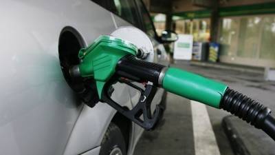 Παρατείνεται και τον Σεπτέμβριο η επιδότηση στο πετρέλαιο κίνησης