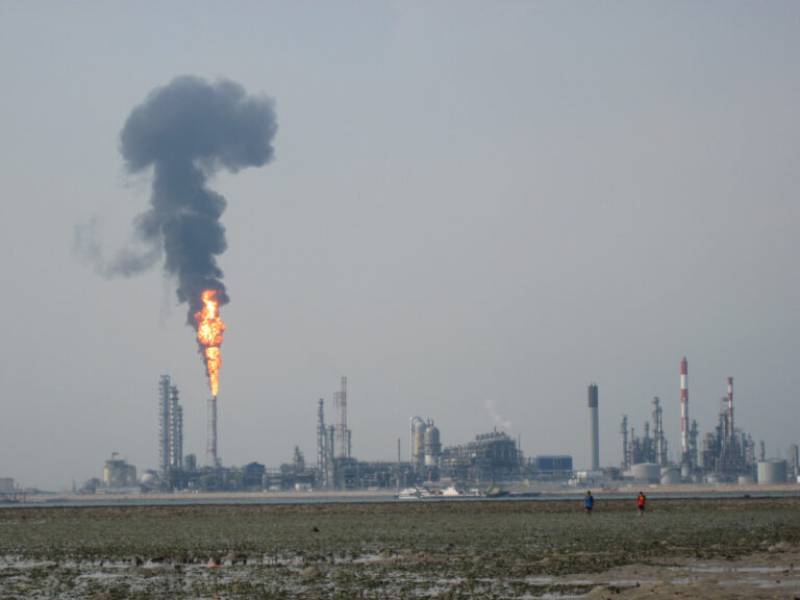 BBC: Τοξικά αέρια θέτουν σε κίνδυνο εκατομμύρια ανθρώπους στη Μέση Ανατολή