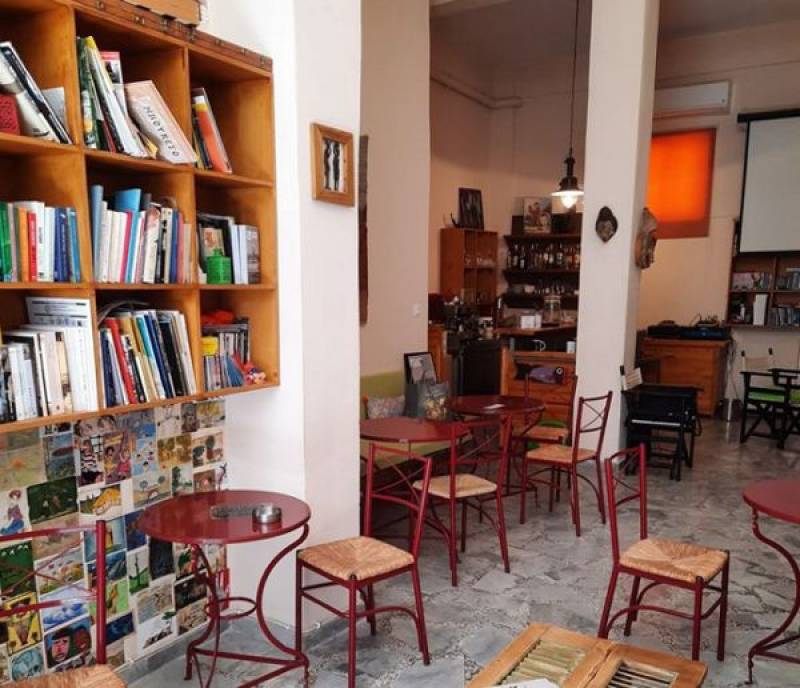 Βραδιά ποίησης στο Κέντρο Δημιουργικού Ντοκιμαντέρ Καλαμάτας