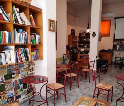 Βραδιά ποίησης στο Κέντρο Δημιουργικού Ντοκιμαντέρ Καλαμάτας