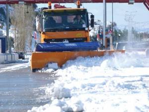 Εντονη χιονόπτωση στον αυτοκινητόδρομο από Νεστάνη μέχρι Στέρνα