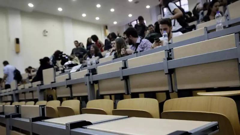 Στους 35.000 ανέρχονται οι φοιτητές που ζήτησαν παράταση σπουδών