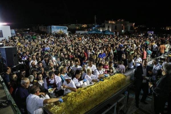Νάξος: Πλήθος κόσμου στη 13η Γιορτή Πατάτας
