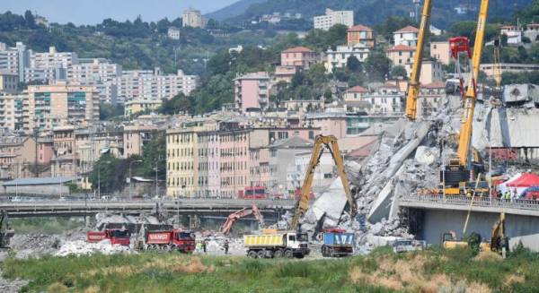 Στους 40 οι επιβεβαιωμένοι νεκροί από την κατάρρευση της οδογέφυρας στη Γένοβα - Σε 8 μήνες μια νέα γέφυρα
