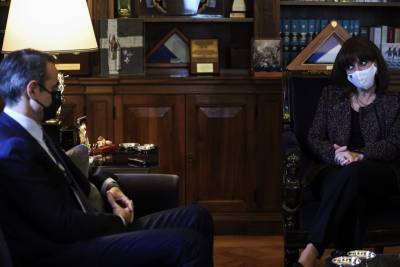 Μητσοτάκης: &quot;Ο χρόνος λήψης επιπλέον μέτρων για την πανδημία θα καθοριστεί από τους ειδικούς&quot; (βίντεο)