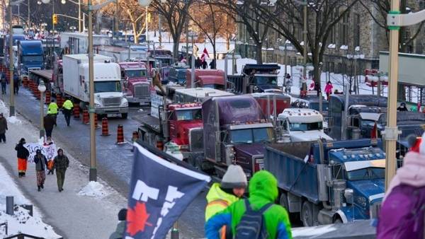 Καναδάς - Covid-19: Συνεχίζουν τις κινητοποιήσεις οι διαδηλωτές