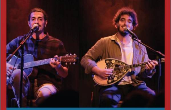 Οι ρεμπέτες “Γιαγκίνηδες” στο “Brooklyn Live Stage”