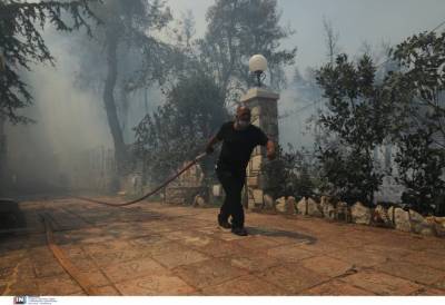 Φωτιά στη Σταμάτα: Εκτός ελέγχου τα πύρινα μέτωπα – SMS από το 112, στο σημείο ισχυρές πυροσβεστικές δυνάμεις