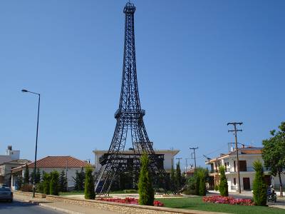 Φιλιατρά: Το ομοίωμα του Πύργου του Αϊφελ σε τηλεοπτική εκπομπή (βίντεο)