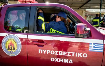 Ναύπλιο: Μήνυμα από το 112 στους κατοίκους των Άνω Καρνεζαιίκων λόγω της φωτιάς
