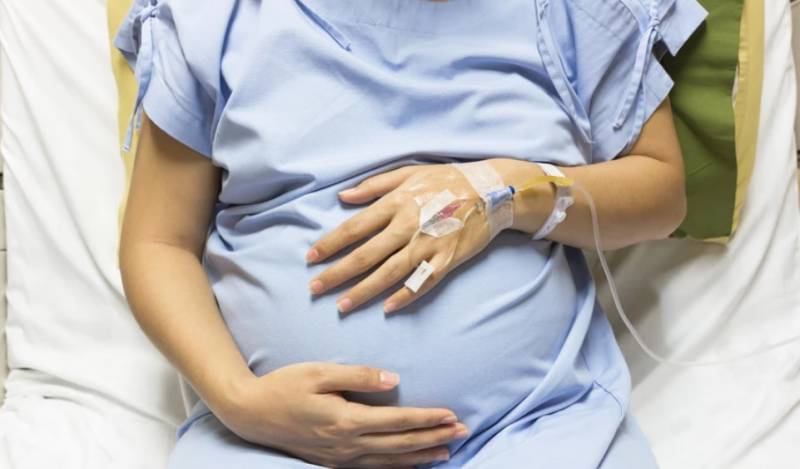 SOS για τις εγκύους με κορονοϊό: Κινδυνεύουν περισσότερο από επιπλοκές