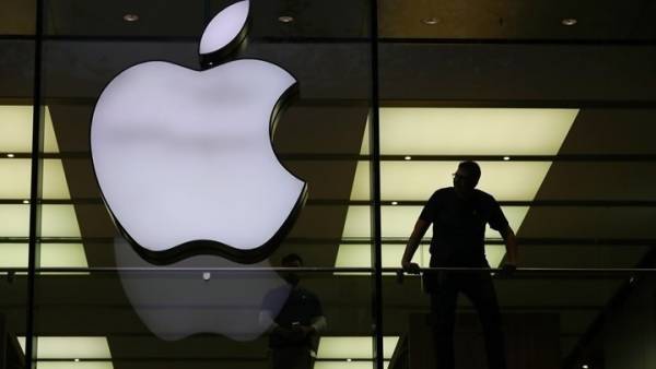 Η 1η πτώση στα κέρδη της Apple φέρνει μείωση σε μερικά iPhones