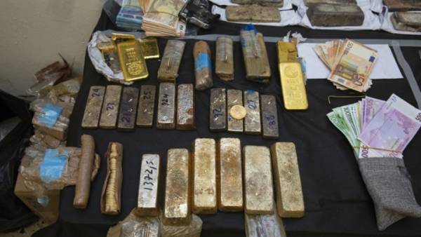 Δεν συναινεί η Εισαγγελία στην αποφυλάκιση των οκτώ κατηγορουμένων για την εξαγωγή χρυσού