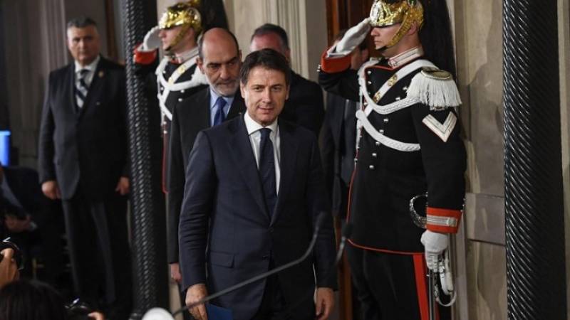 Ιταλία: Ο Τζ. Κόντε παρουσίασε τη λίστα των υπουργών- Σήμερα η ορκωμοσία της κυβέρνησης