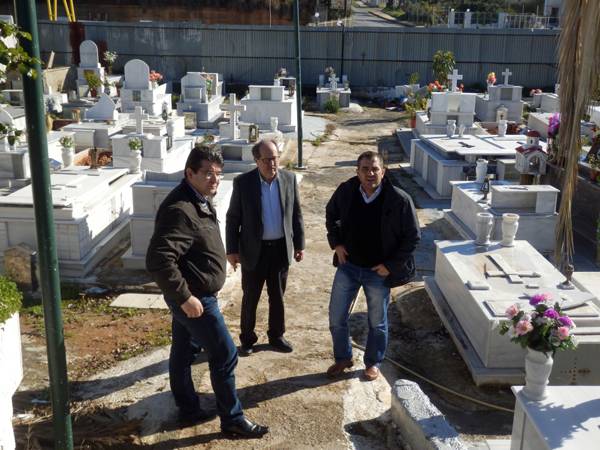 Νίκας: Συκοφαντική η καταγγελία για το νεκροταφείο του Ασπροχώματος (φωτογραφίες)