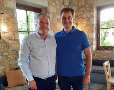 Ζητήματα τουριστικής ανάπτυξης του δήμου έθεσε στον υπουργό ο Καρβέλας