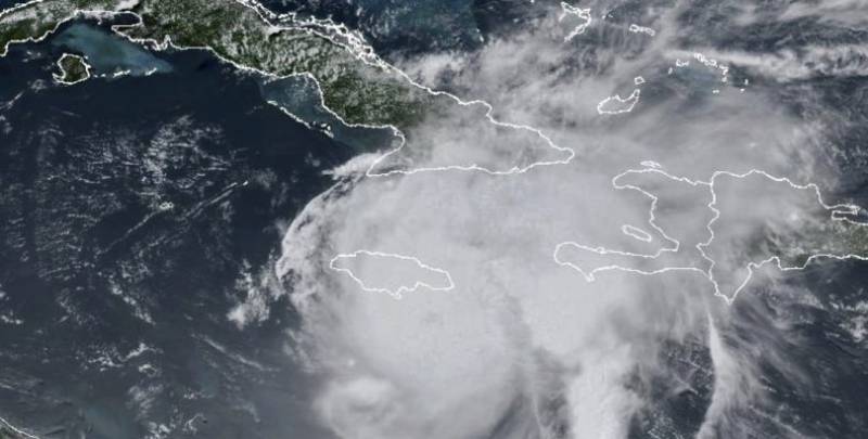 Μεξικό-ΗΠΑ: Η τροπική καταιγίδα Μπέριλ κατευθύνεται προς το Τέξας