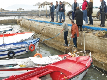 Ψάρευαν με δυναμίτη και ανατίναξαν τις… βάρκες στην Αγ. Κυριακή Δ. Τριφυλίας