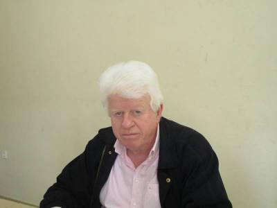 Αποπομπή Χρυσής Αυγής από Περιφερειακό Συμβούλιο ζητεί ο Γόντικας