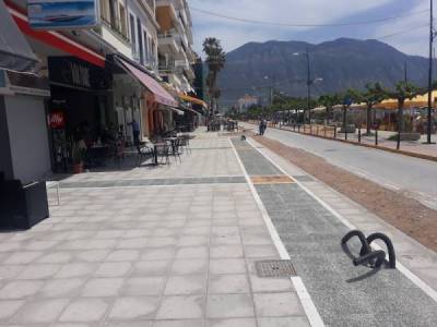 Καλαμάτα: Σε &quot;θερινές διακοπές&quot; η ανάπλαση Ναυαρίνου - Βλέποντας και κάνοντας στην Αναγνωσταρά (βίντεο)