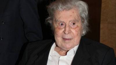Σύλλογος Διδασκόντων Λυκείου Κυπαρισσίας για Μίκη Θεοδωράκη