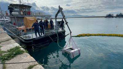 Ασκηση αντιμετώπισης ρύπανσης από πετρέλαιο στο λιμάνι Καλαμάτας