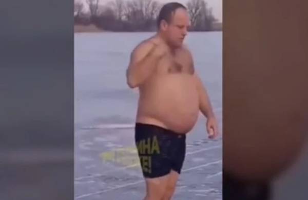 Ουκρανία: Βούτηξε σε παγωμένο ποταμό και πνίγηκε μπροστά στην γυναίκα του (Βίντεο)