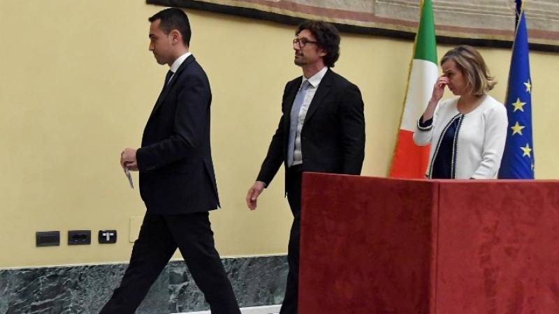 Ιταλία: Λέγκα και Πέντε Αστέρια αντίθετοι σε κυβέρνηση τεχνοκρατών