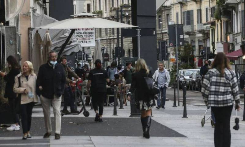 Ιταλία: Οι γιατροί απευθύνουν έκκληση να μην χαλαρώσουν τα μέτρα κατά του κορονοϊού