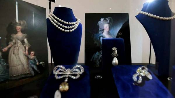 Τα κοσμήματα της Μαρίας Αντουανέτας βγαίνουν στο σφυρί
