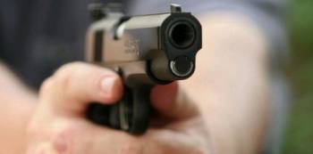 Πυροβολισμοί από Χρυσαυγίτη - συμπλοκές με αναρχικούς