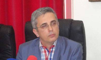 O Μάκαρης για ανάθεση έργων σε εταιρείες εκτός Μεσσηνίας