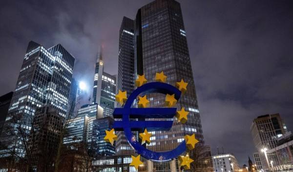 Πιο κοντά η μείωση των επιτοκίων μετά την υποχώρηση του πληθωρισμού – Αντίστροφη μέτρηση για τη συνεδρίαση της ΕΚΤ