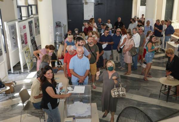Παρατείνεται η εκλογική διαδικασία στον ΣΥΡΙΖΑ-ΠΣ λόγω αυξημένης προσέλευσης