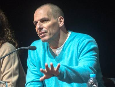Βαρουφάκης: &quot;Πρέπει να προστατέψουμε την ενότητα της Ευρώπης, να δράσουμε ενωμένοι&quot;