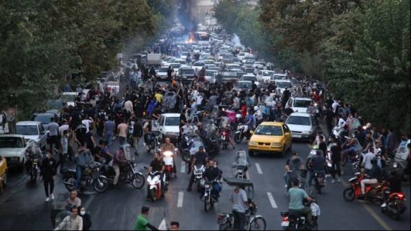Ιράν: «Καμία επιείκεια» στους διαδηλωτές, λένε οι αρχές