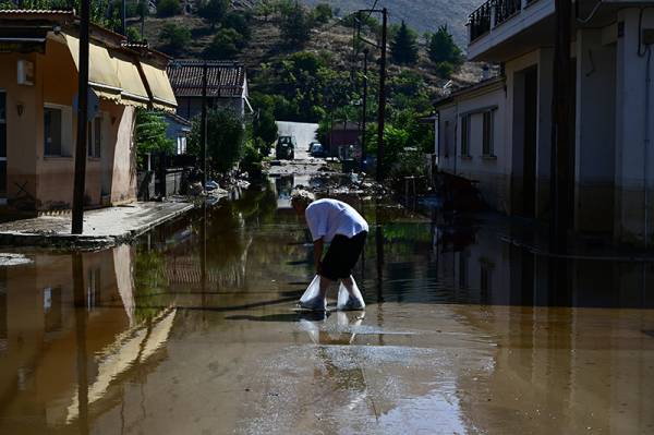 Τρίκαλα: Θαμμένα στη λάσπη και το νερό χωριά στις Π.Ε. Τρικάλων και Καρδίτσας