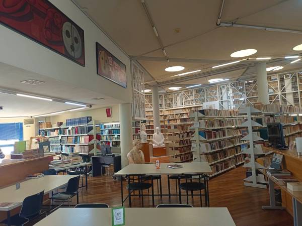 Λαϊκή Βιβλιοθήκη Καλαμάτας: 90 χρόνια προσφοράς στον πολιτισμό: Ο πρόεδρος Πανάγος Φουρναράκης στην «Ε»