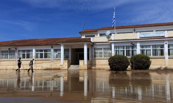 Κλειστά και την επόμενη εβδομάδα τα σχολεία στη Θεσσαλία (βίντεο)