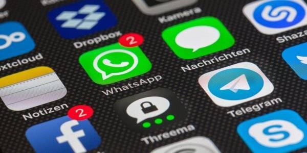 WhatsApp: Οι χρήστες το εγκαταλείπουν - Telegram και Signal οι κερδισμένοι